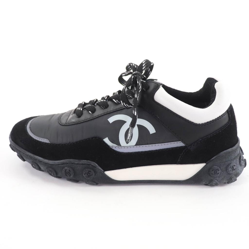 Pristine CHANEL Low cut sneakers Logo design black leather 36 G34086 Used