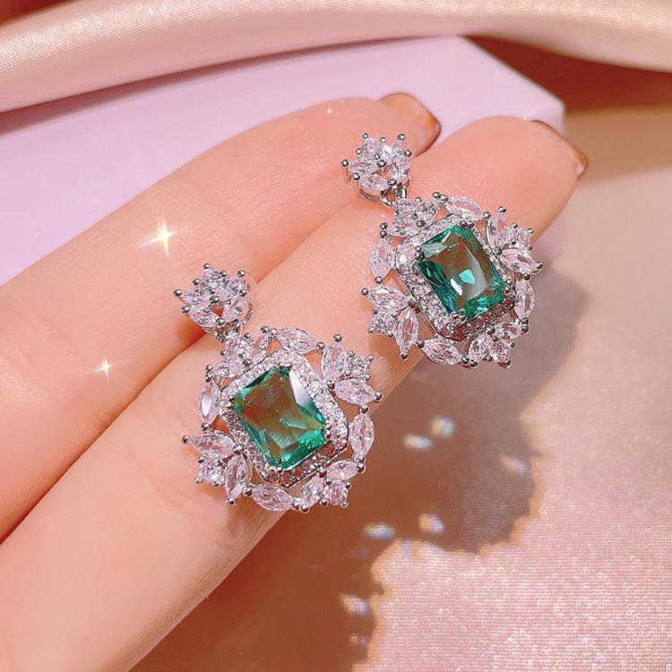 Color Treasure Necklace Female Simulation Emerald Pendant Emerald Ring Three-Piece Jewelry Set