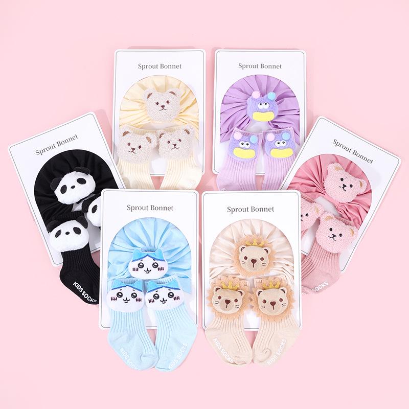 Autumn Style Pure Cotton Cartoon Hat & Sock Set for Newborns - Unisex