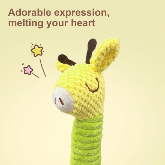 Pet Toy Pineapple Pattern Cartoon Giraffe Shape Bite-Resistant Plush Squeaky Dog Toy with Built-in Sound Long Neck Design Chew Toy