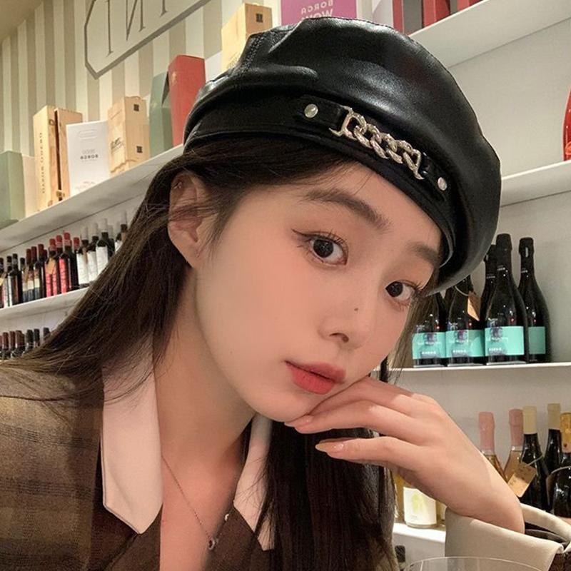 Korean Metal Chain Pu Leather Beret For Women Retro Solid Color Plain Color Octagonal Cap Girls Spring Autumn Flat Top Artist Painter Hat