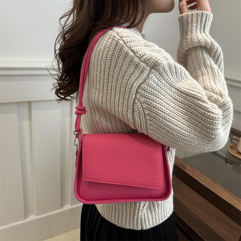 Chic Minimalist Pu Shoulder Bag With Unique Stitching For Fashionable Everyday Use