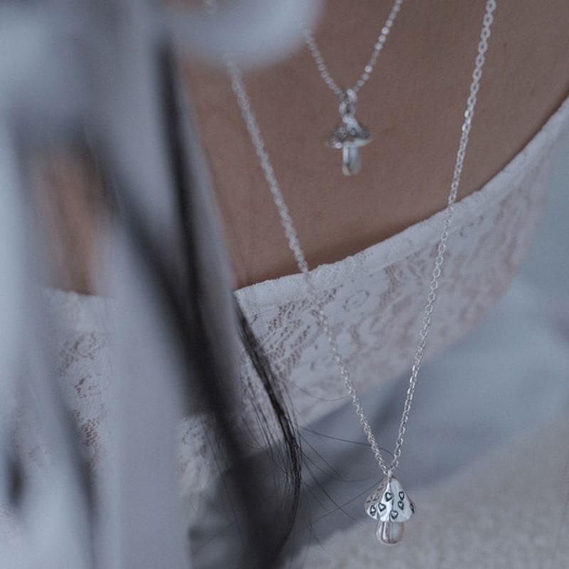 reinheart Heart mushroom necklace