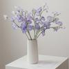 Decoração de casa – Flores e coroas artificiais