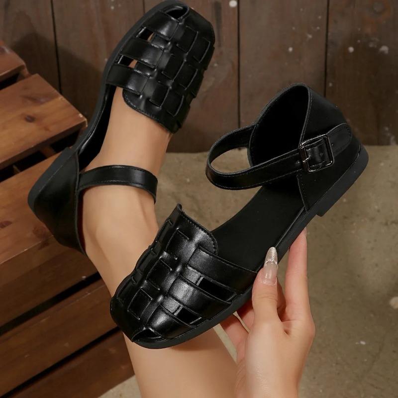 2025 Lyxiga Designerdamsskor Fyrkantiga Platta Läder Gladiator Slip-on Strand Casual Flickvävda Sandaler