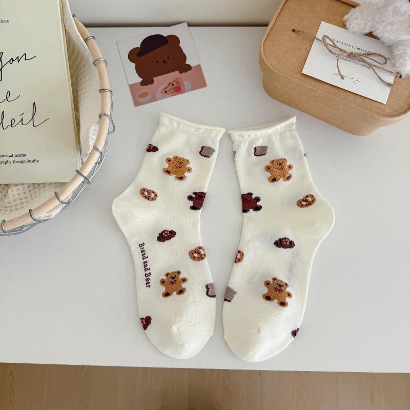 Ladies Spring New Cute and Versatile Cartoon Bear Rolled Edge Loose Mouth In The Tube Socks
