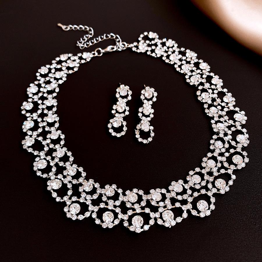 European and American court style diamond-encrusted geometric hollow necklace women s sweater chain light luxury item decoration