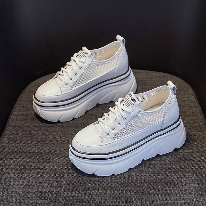 2025 new ins trendy sports and leisure thick-soled breathable leather Forrest Gump dad shoes women's small size height-increasing women's shoes