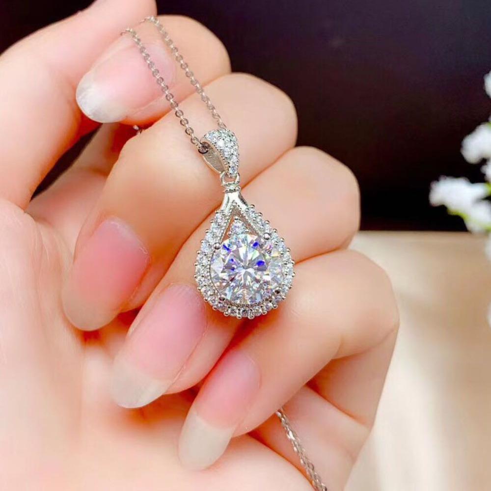 Sparkling Pear Shape Moissanite Necklace D Color Simulated Diamond Pendant PT950 Plated Micro Pave Chain