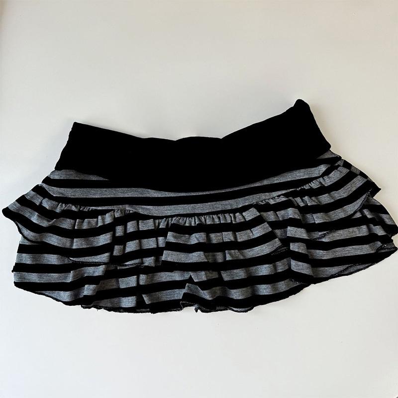 Nuova Collezione Estiva 2026 Abbigliamento Donna Y2K Grunge Minigonna a Balze Nera e Grigia Vita Alta Vita Elasticaaderente Gonna a Svasatura