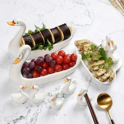 Kreativer Schwan Keramikteller, Dessert-, Sushi- & Obstservierschale, Dekorative Schwanenplatte
