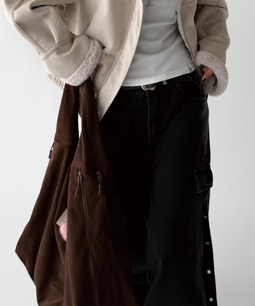 The Green Lab All Day Suede Maxi Shoulder Bag [Brown]
