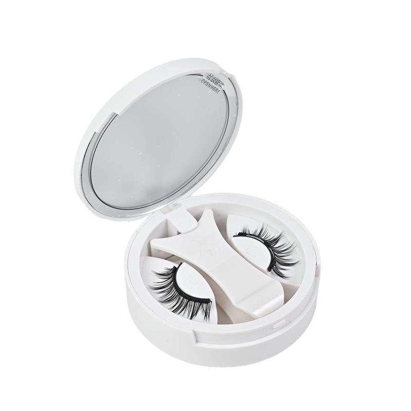 Magnetic Reusable Eyelashes in Glue-Free Portable Case for Beginners
