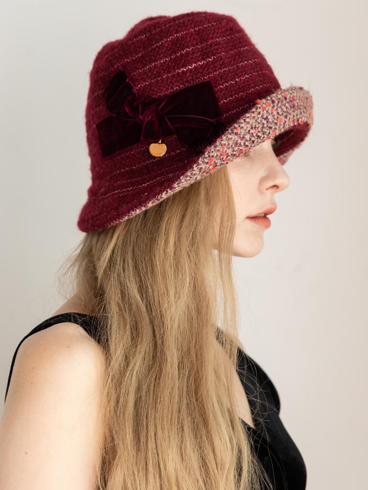 Kaliseumontapone Filia Heritage Knit Bucket Hat