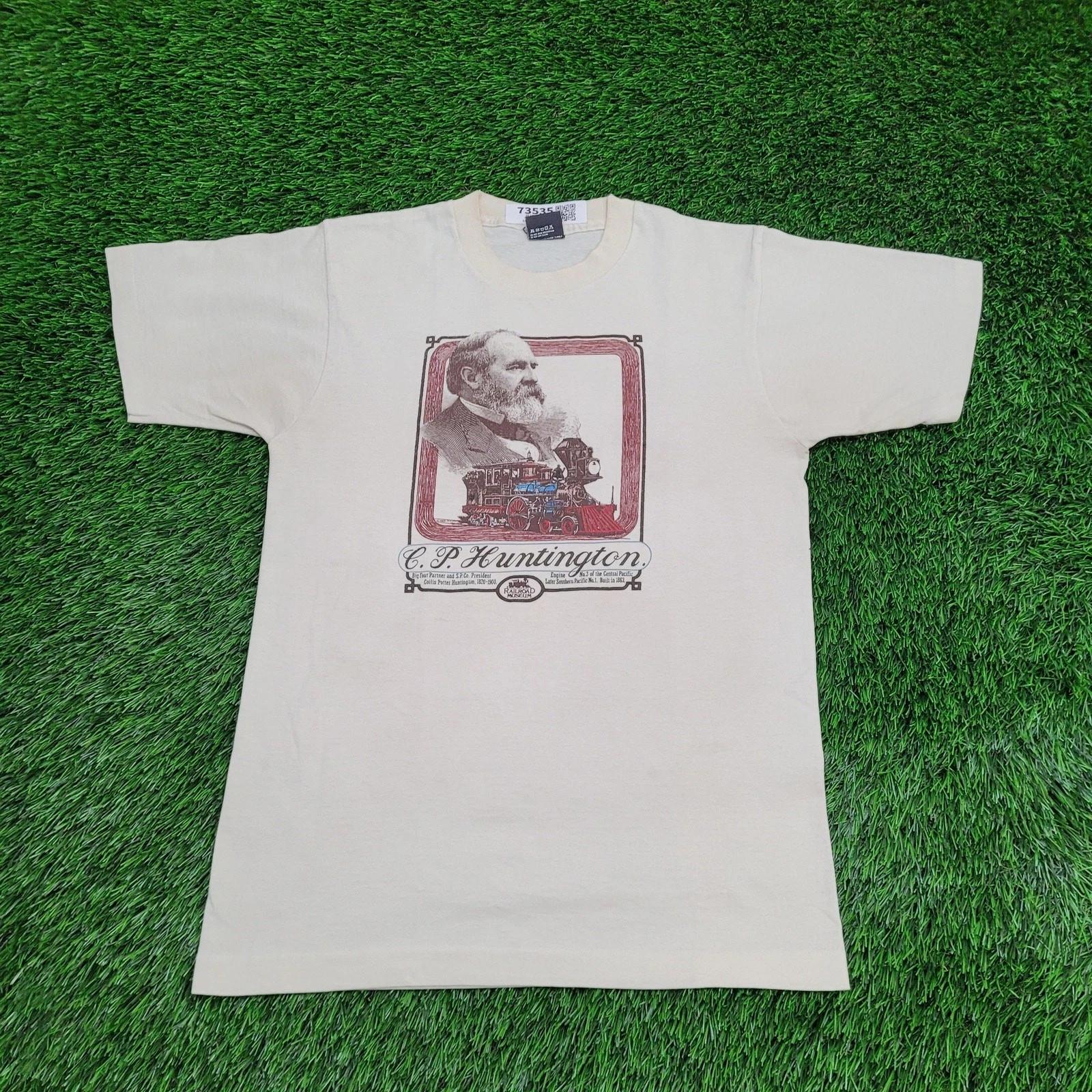 

Vintage 80s CP-Huntington Train Shirt Small 18x26 Railroad M