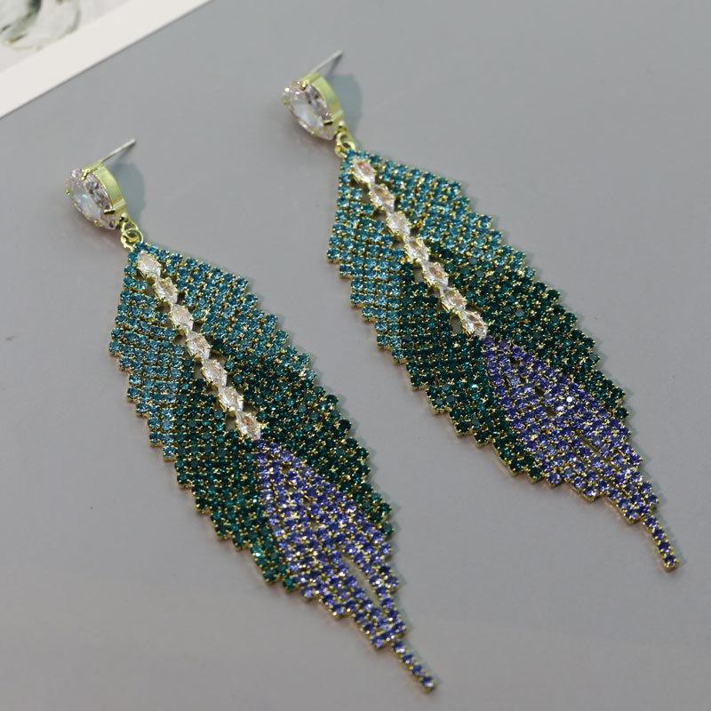 S925 Silver Needle Rhinestone Tassel Earrings - Exquisite Long Claw Chain with Colored Diamonds, European & American Style