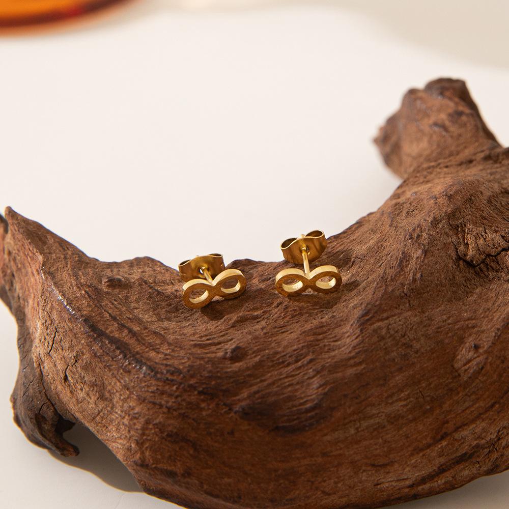 

Ювелирные изделия Дунгуань по-прежнему легкие, роскошные, высокого класса, трендовые, ключичные цепочки, цифровая женщина