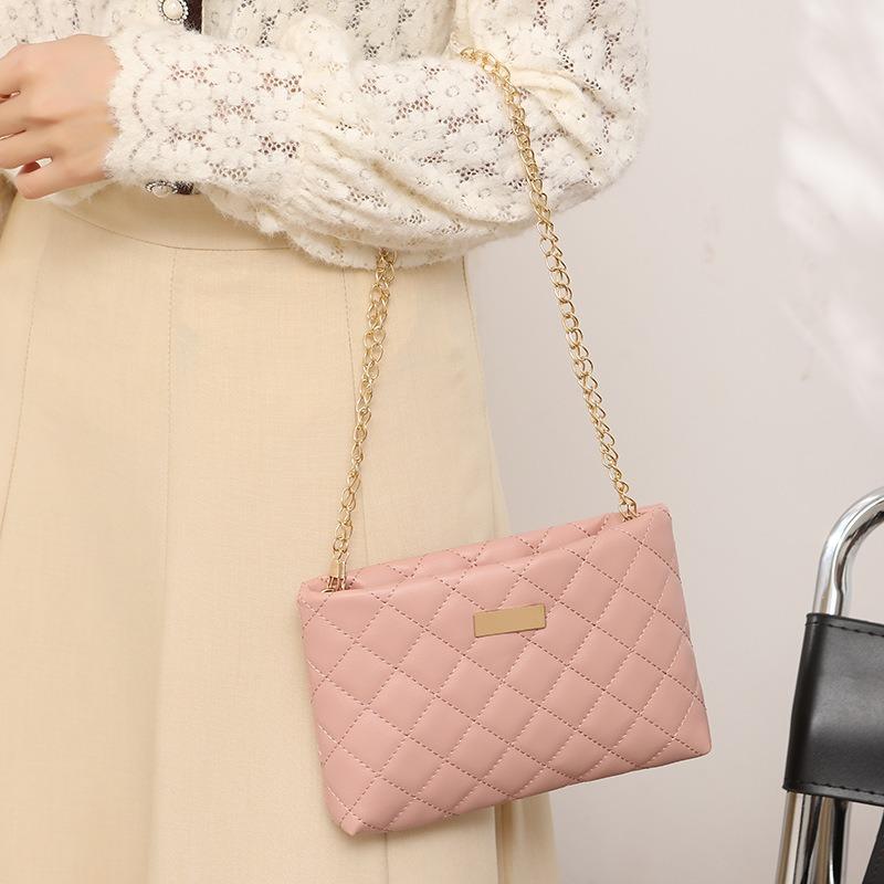 Embroidered Rhombus Soft Bag New Versatile Shoulder Messenger Women's Bag Niche Leather Mobile Phone Change Bag