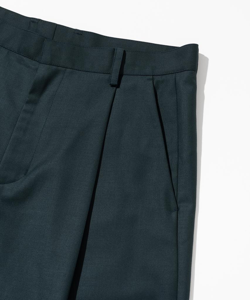 MILLO ARCHIVE Minimalist Bermuda Half Pants [Pine Green]