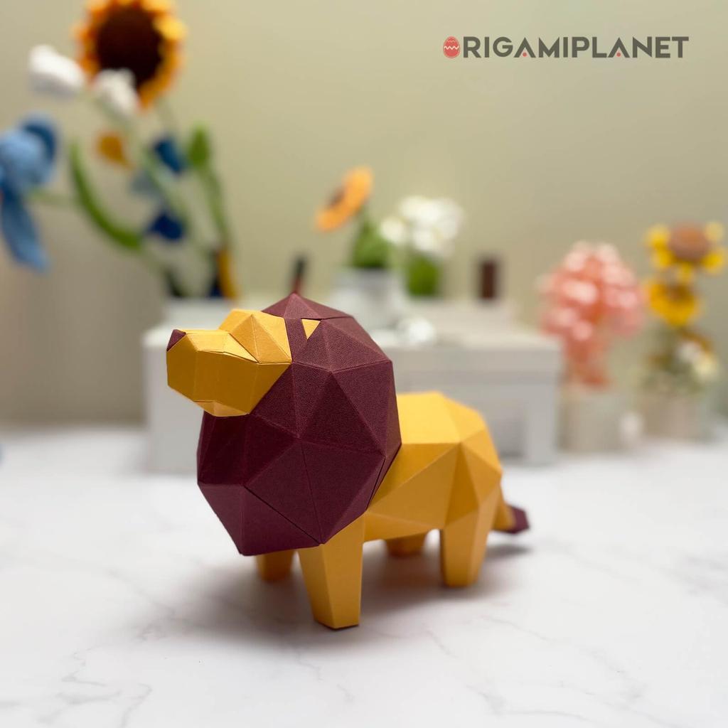 ORIGAMIPLANET Lion Origami Paper Craft 3D Paper Sculpture for Home Creative Handmade Paper Unique DIY Animal Model Paper Craft Gift for Teens Adults