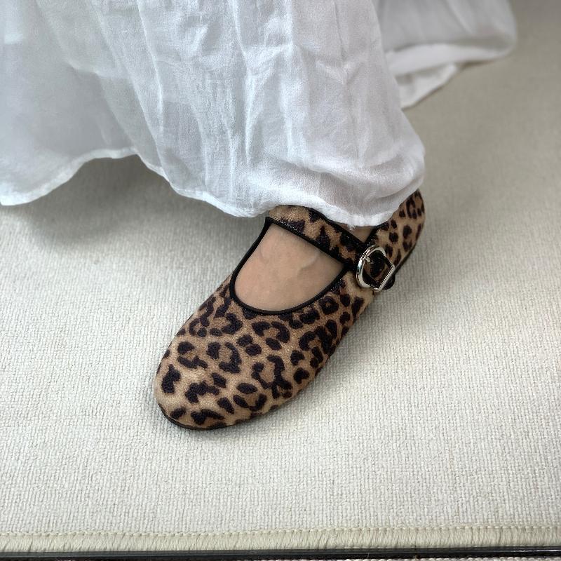 Leopard Women's Loafers Shoes Flats Ballet Shoes Cozy Sneakers Shoes Woman Sandals 2025 Brand New Trend Female Zapatos