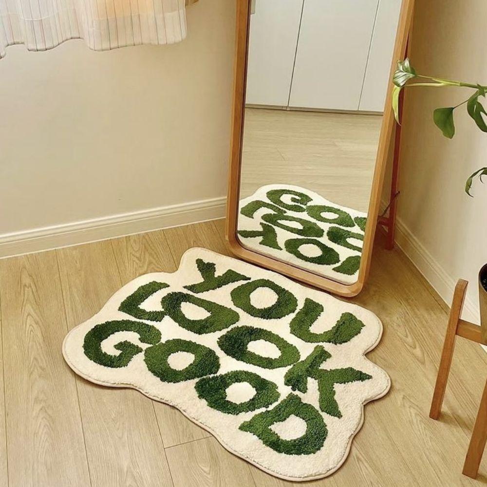 Art Irregular Faux Cashmere Carpet For Girls' Room Decoration Simple And Soft Anti-Slip Floor Mat For Home Living Room
