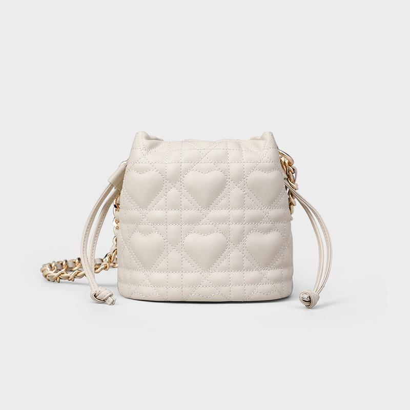 Bag Women's Versatile New Fashion Shoulder Crossbody Bag Chain Bucket Handbag Small Bag