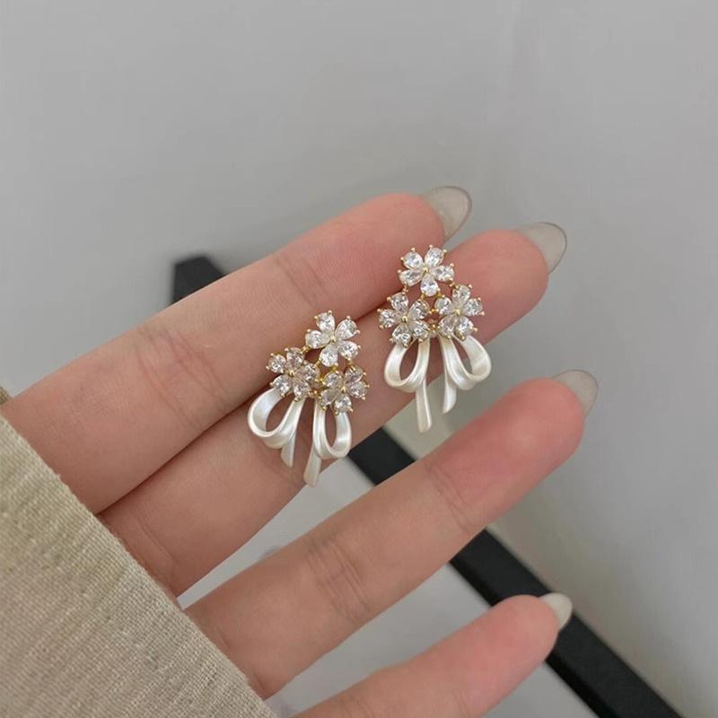 Super Sparkling Fairy Flower Bow Earrings