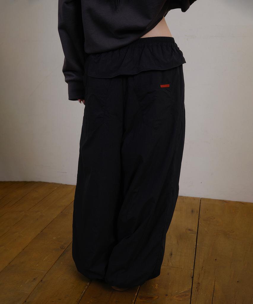 Lipeullegtibeulum Frill Padded Pants (Black)