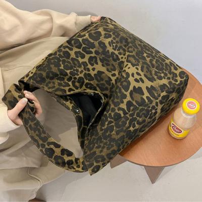Fashion Soft Leopard Print Commuting Shoulder Bags  Trendy Capacity Hasp Simple Versatile Women's Handbags