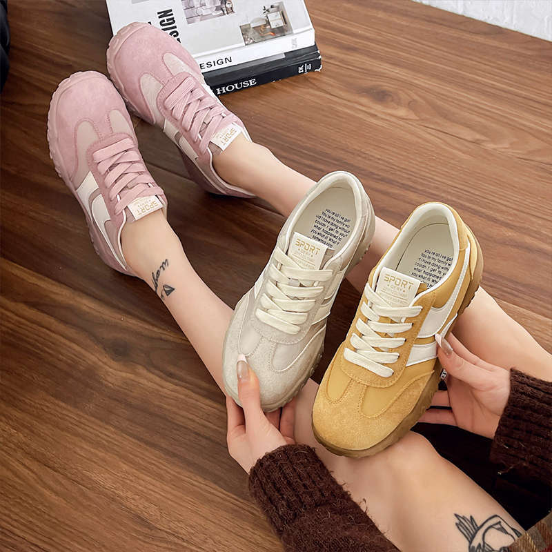 Versatile feet small sports and leisure board shoes women's spring new lightweight thick-soled German training shoes Forrest Gump shoes