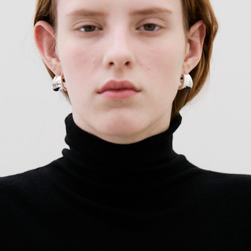 Poery Wavy Earring