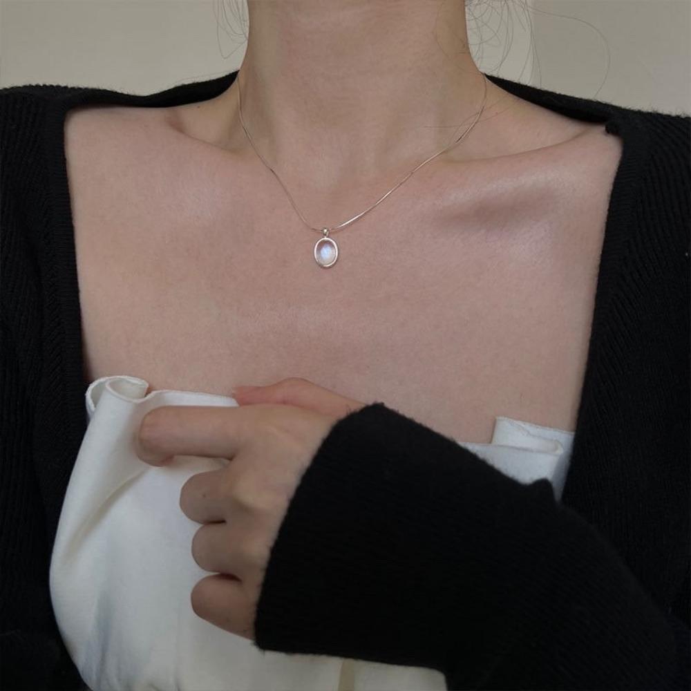 Exquisite Natural Blue Oval Opal Silver Color Stainless Steel Pendant Necklace for Women Charm Fashion Crystal Collar Jewelry