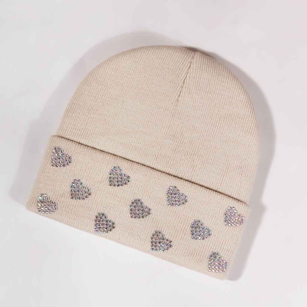 Fashionable Heart Shaped Design Beanie With Insulation For Outdoor Sports