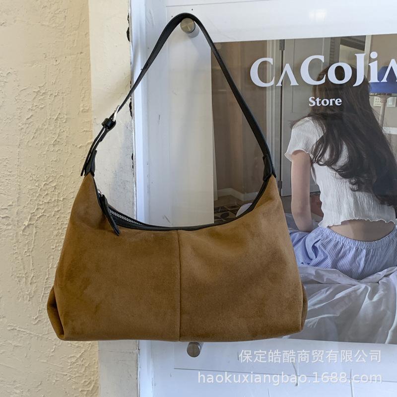 Foreign Style Fashion Suede Exquisite Versatile High Temperament Single Shoulder Portable Simple 2025 Autumn Women's Armpit Bag