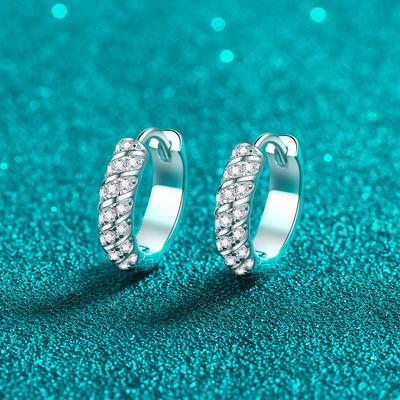 925 sterlingų sidabru dengti Pt950 auksiniai auskarai Mossan Stone visiškai gręžiamas ausų žiedas