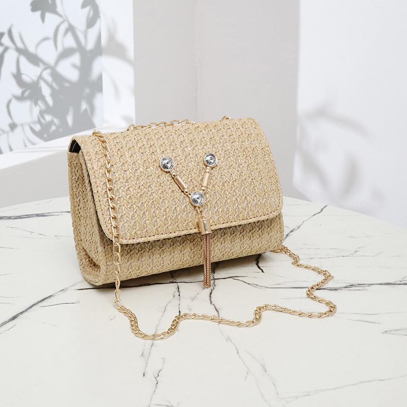 

Свежий пасторальный ветер плетеная цепочка маленькая квадратная сумка 2025 маленький ароматный ветер вышивка бахрома одно плечо мобильный телефон кошелек для мелочи партия