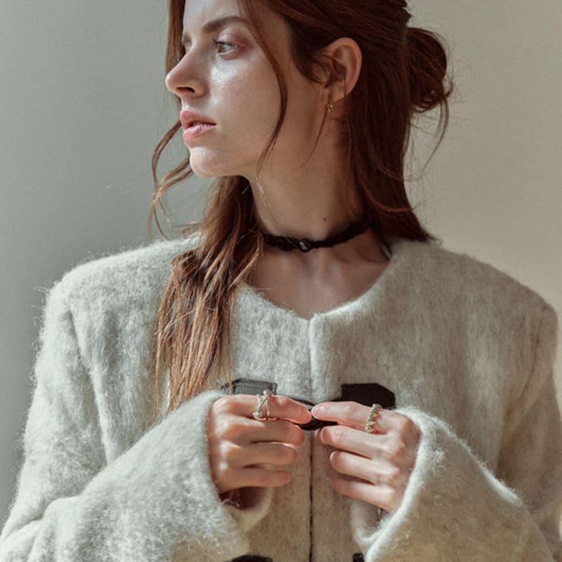 Charmeeze [Handmade] Crochet Silk Yarn Choker (Black)