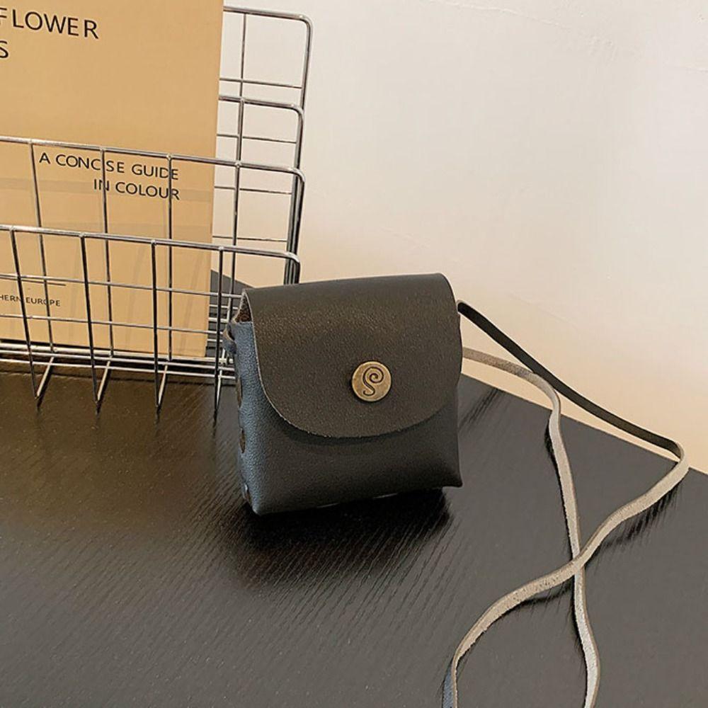 

Однотонная маленькая квадратная сумка из искусственной кожи, сумка через плечо, простая сумка на плечо, для девочек чёрный