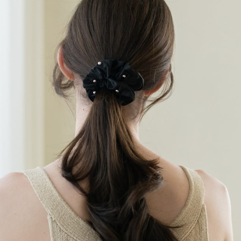 

Ssecondo Dot hair scrunchie, Aimee_3 colors Lily white + gift wrapping