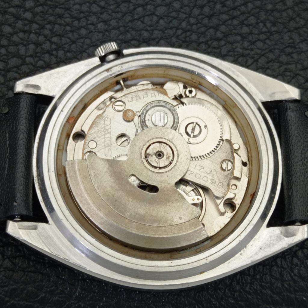 SEIKO 5 AUTOMATIC JAPAN 7009A MENS VINTAGE ARABIC WHITE DIAL WATCH a702675-1 R209-a702675