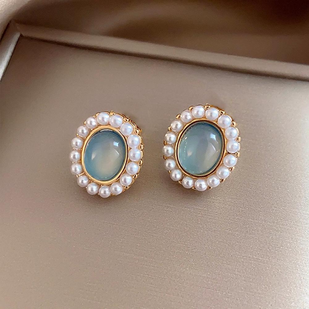 Raffinati Orecchini a Bottone Quadrifoglio Turchese e Cristallo - Elegante Design Geometrico di Alta Gamma per Donna