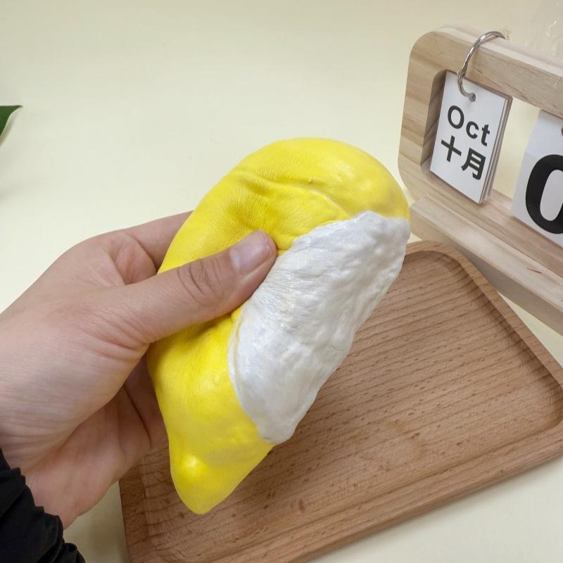 Realistic Durian Pulp Shaped Pvc Squeeze Toy Soft Slow Rebound Stress Relief Toys For Kids Adults Party Gifts