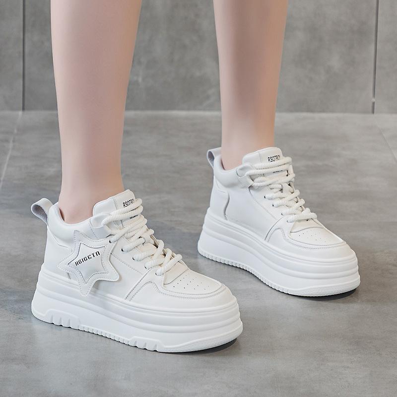 Color Matching 32 Inner Height Increase White Shoes Women's 2025 New Spring and Autumn Thick-soled Versatile Black and White Star Waterproof Table Cas