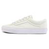 Style 36 Classics Low Top Skate Shoes Unisex Sneakers White VN0A54F6CEK