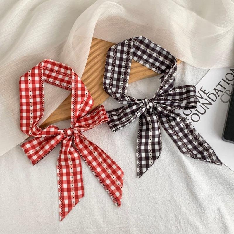 Long silk scarf, new versatile plaid corrugated headscarf, headband, hair tie, bag streamer, neck scarf, decorative belt.