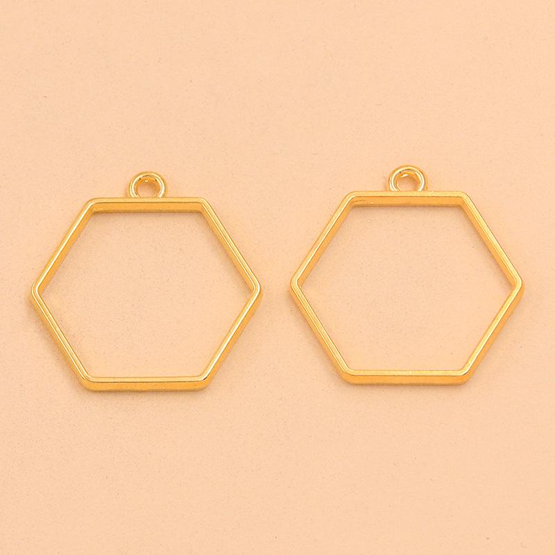 16 Styles Gold-Tone Alloy Jewelry Pendants: Moon, Round, Heart, Charms, and Hollow Frames