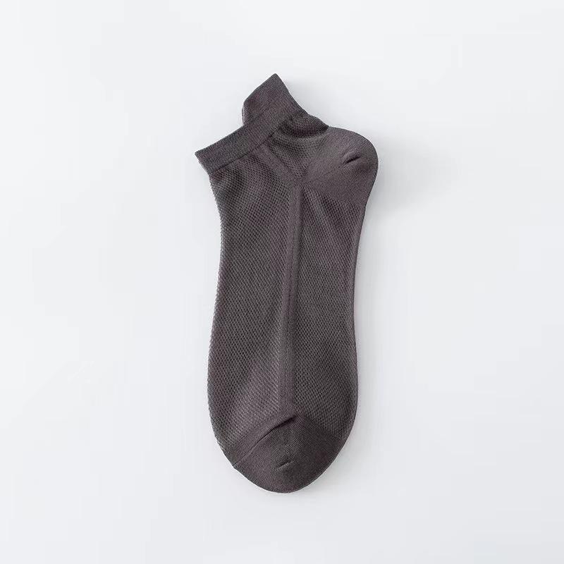 Men's Odor-Resistant Cotton Boat Socks - Low-Cut, Sweat-Absorbent, Invisible, Solid Colors for Spring/Summer