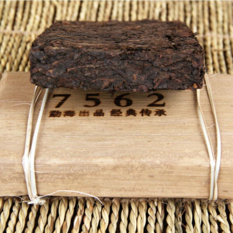 Yunnan Menghai Old Tree Shu Puerh High Quality Puer Material 7562 Tea Brick 250g
