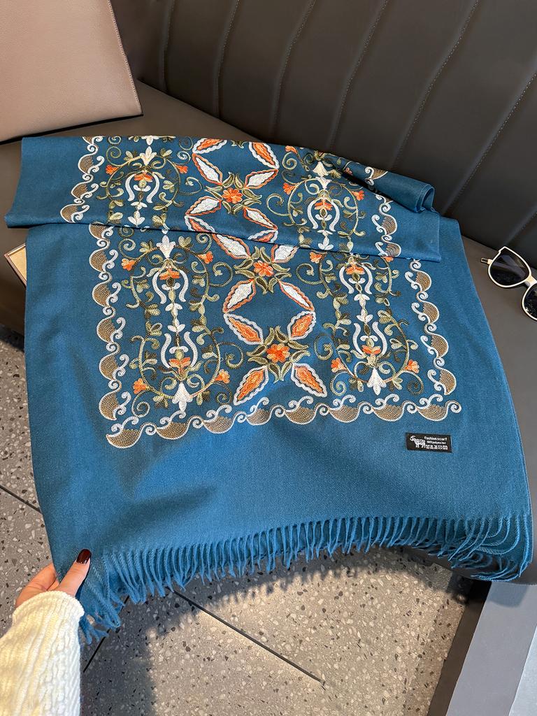 Women'S Luxury Winter Fashion Scarf Thick Travel Shawl Wrap Embroidered Flower Warm Neckerchief Poncho Pashmina Bufanda